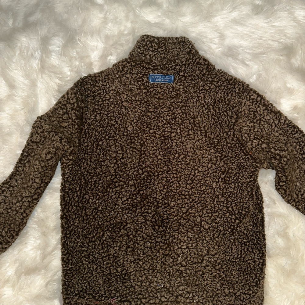 Properly tied half zip pullover - Men’s, but really cute for oversized